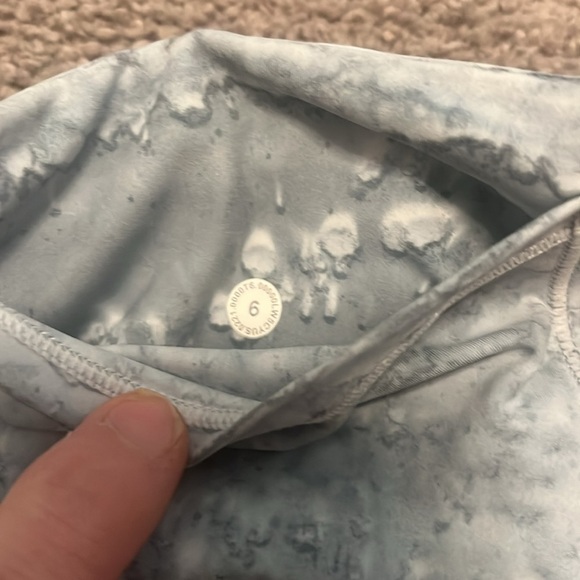 Lululemon Fast and Free Tight 25" *Nulux in City Grit White Blue Fog - size 6 - Picture 9 of 11